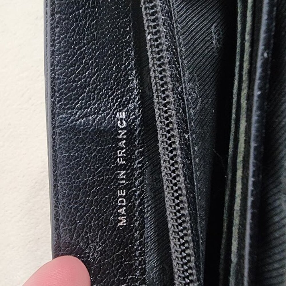 Chanel 2006-2008 Medium flap wallet. Great size! - Picture 8 of 14
